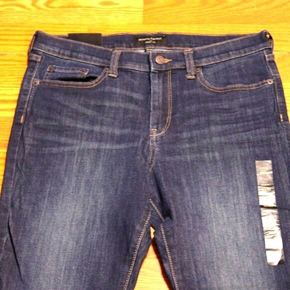 Banana Republic Skinny Jeans | 30/10 | Minimalist Style - Picture 5 of 13